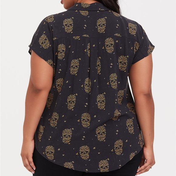 Torrid Plus Size Skull Challis Button Down Top - Picture 2 of 6